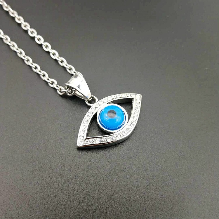 Wholesale Fashion Stainless Steel Pendant Jewelry Crystal Rhinestone Necklace Devil's Eye Pendant Hiphop For Men 