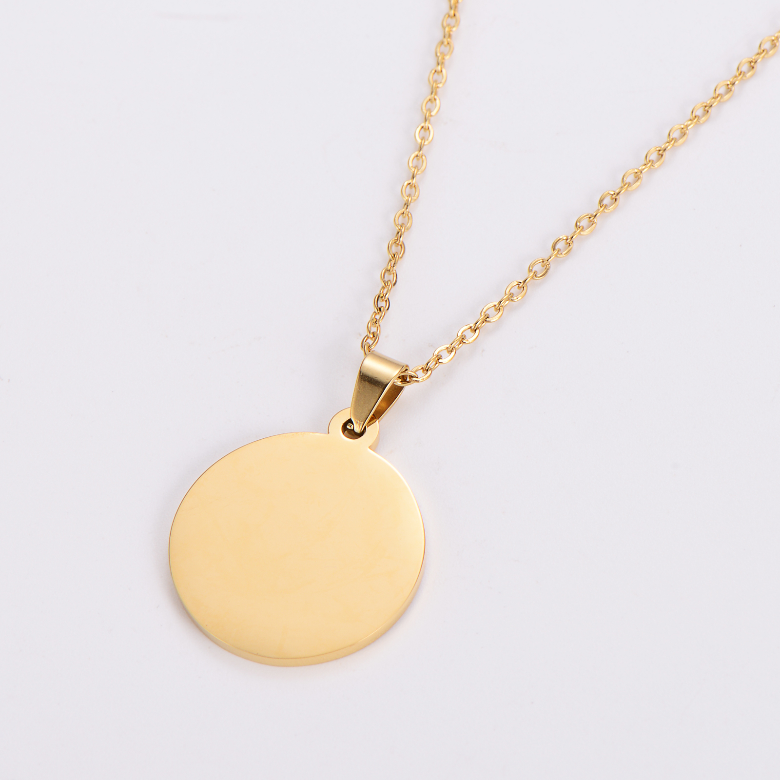 Stainless Steel 18k Gold Plated Sublimation Jewelry Blanks Round Pendant For Laser Engraving 