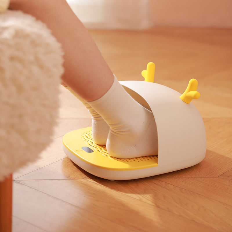 New Product Ideas 2023 Winter Home Room Electric Heater Fan Hand Foot Warmer Portable Mini Usb Heater 2 In 1 3s Element Normal E 