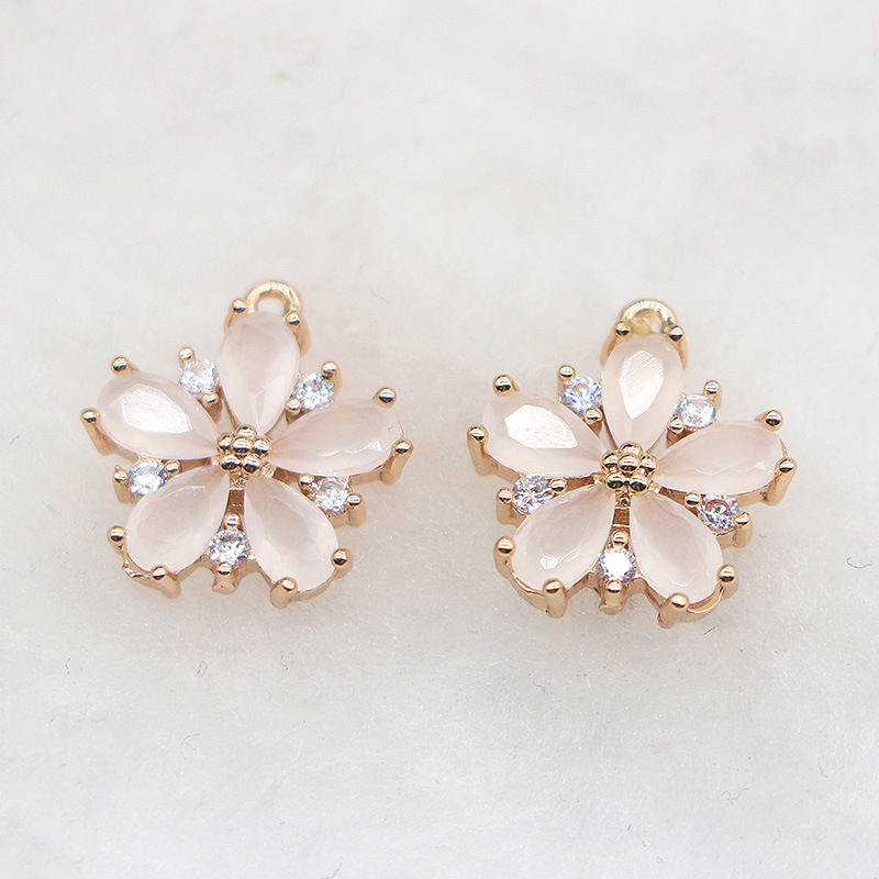 Hot Sale Flower Rack Plating Brass Cubic Zirconia 5-petal Charm Pendants For Diy Jewelry Making Accessories 