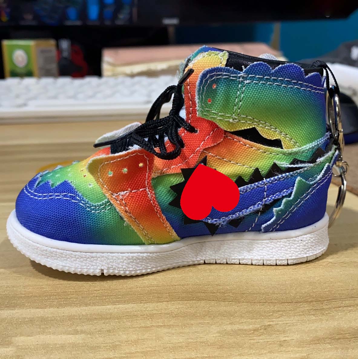 New Packaging Design Factory Direct Selling 8000mah Like Shoe Portable Charger For Iphone For Android 