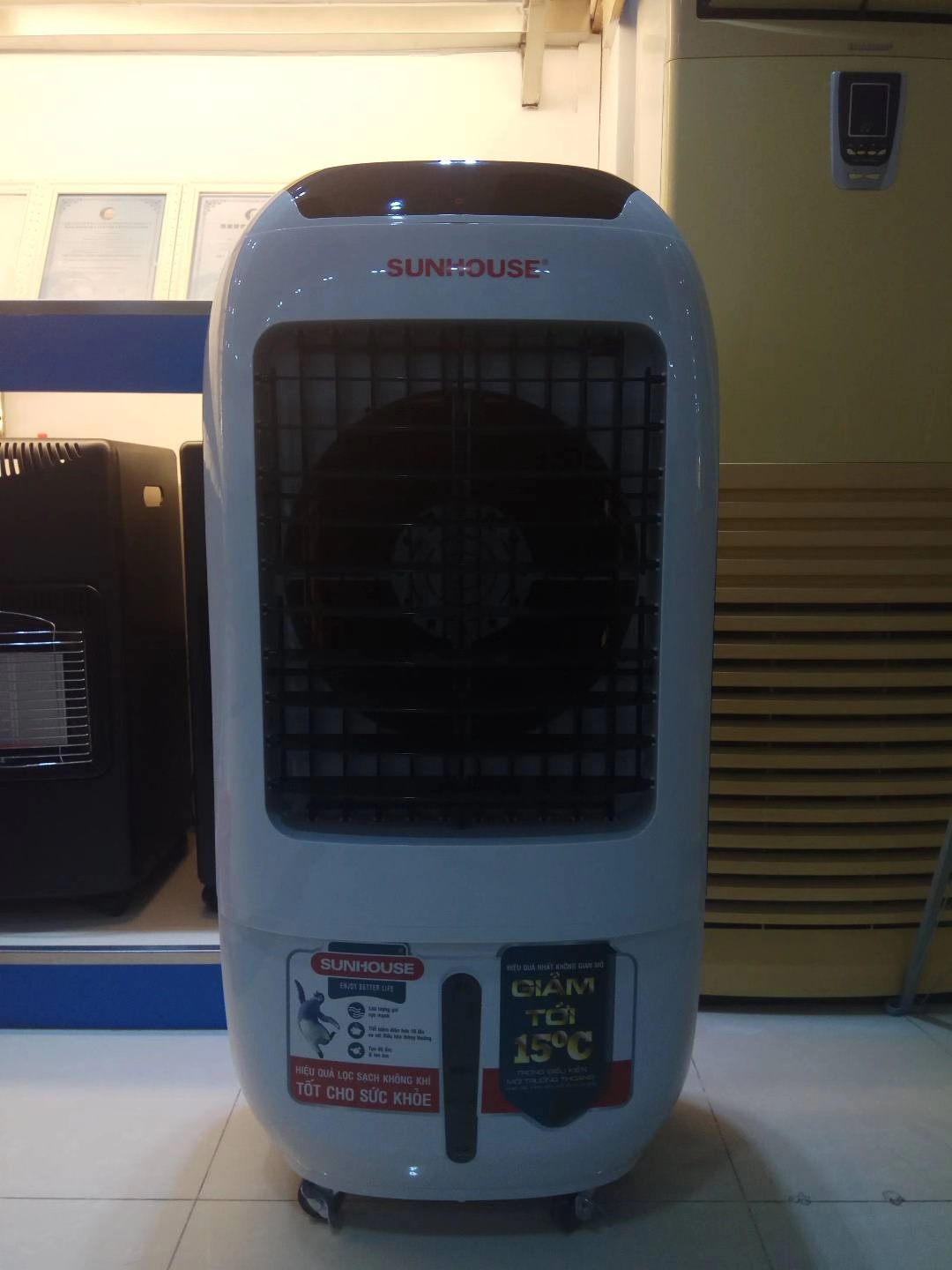 New Eco Friendly Home Appliance Remote Operated Energy Conscious Ultra Portable Air Cooler For Conference Hall Usage 