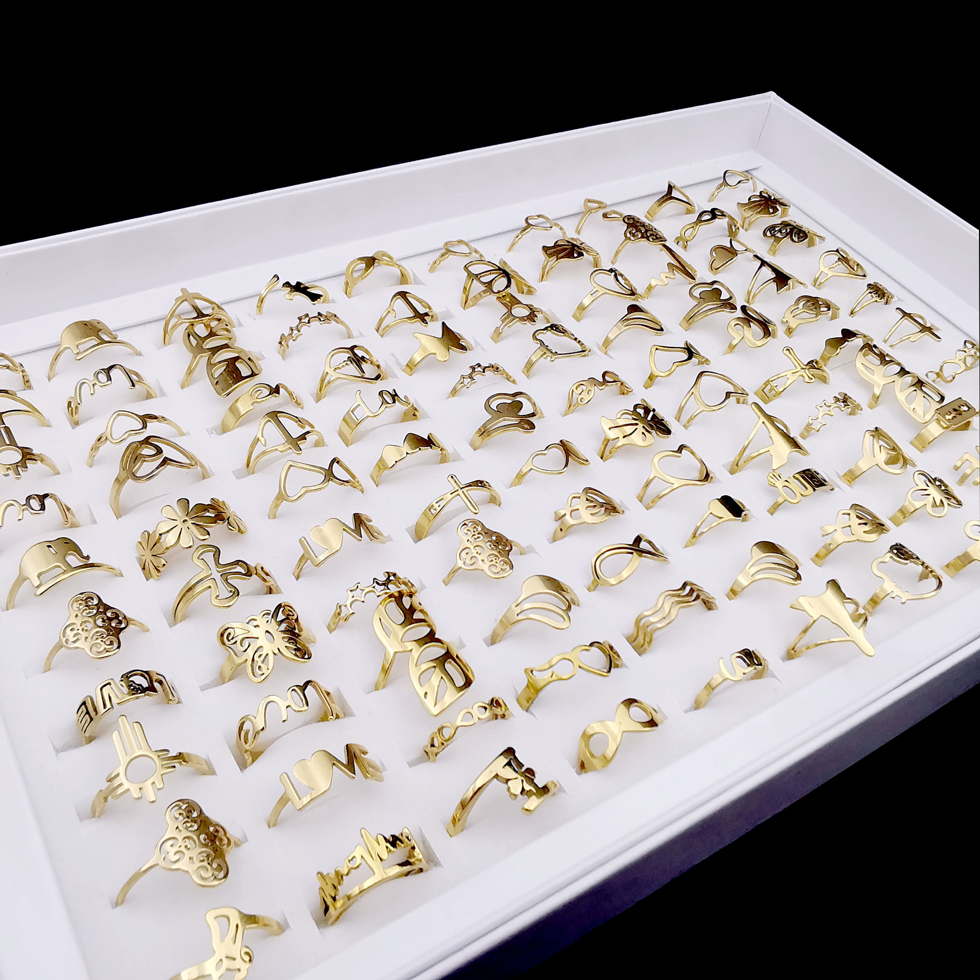 Wholesale Mixed Stainless Steel Women Finger Rings Simple Women Jewelry Gold Plated Hollow Women Ring 