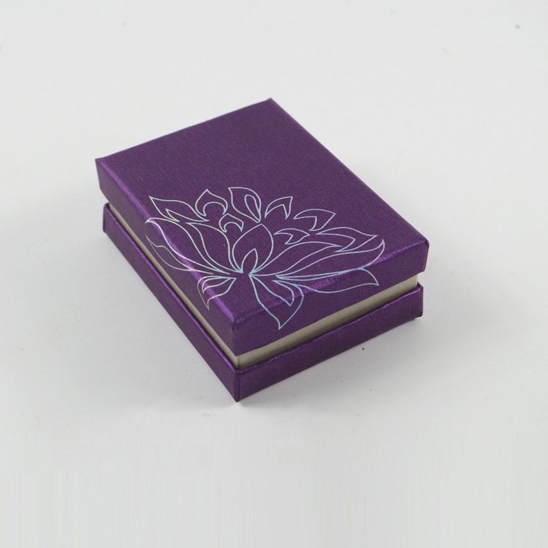 Hot Selling Custom Logo Kraft Paper Cardboard Pendant Box Handmade Colorful Ring Box Small Velvet Flocked Jewelry Packaging Box 