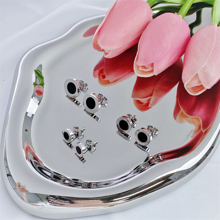 High Quality Cheap Dubai Gold Plated Stainless Steel Pendant Necklace Earrings Jewelry Set For Women 