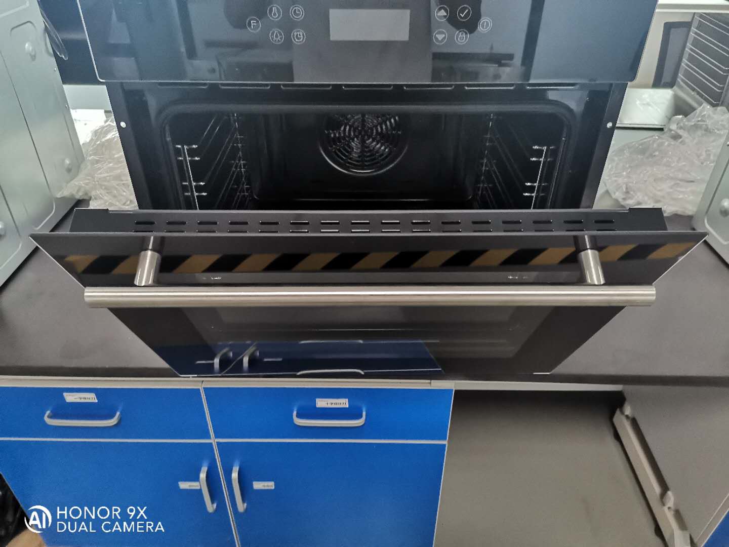 70l Multi Function Electric Home Use Convectional Oven 