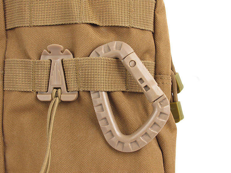 Outdoor Medium Tactical Carabiner Edc Molle Buckle Hook Backpack Molle System D Buckle Camping Climbing Accessories 
