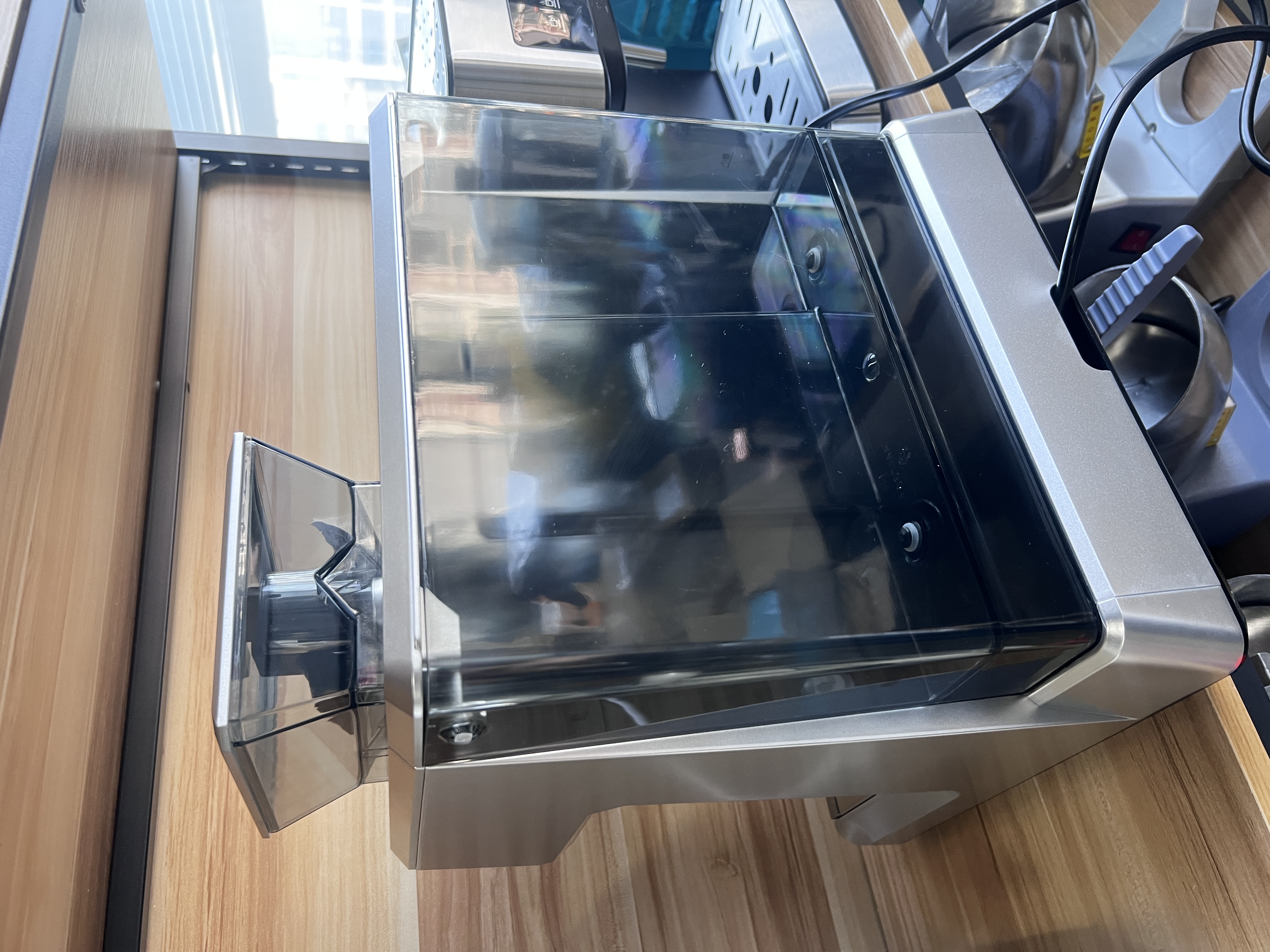 15bar Italian Home Use Semi Automatic Coffee Machine Built In Grinder Espresso Coffee Maker Machine 