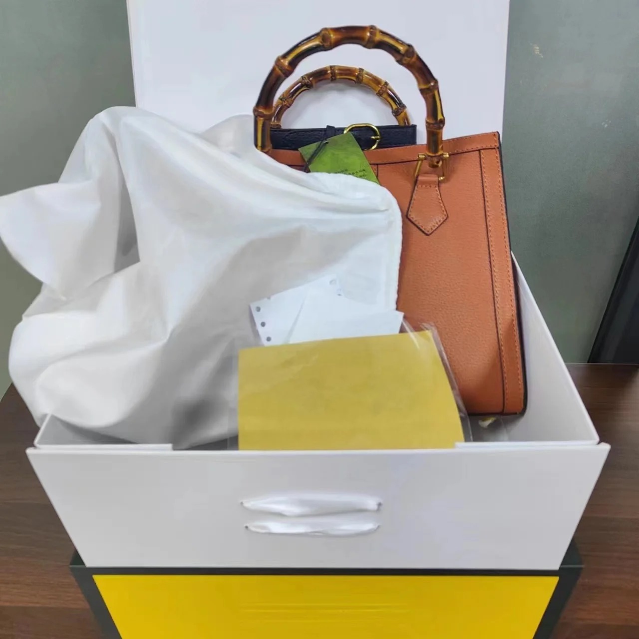 1:1 Replicate Design High Quality Shoulder Bag Leather Ladies Guangzhou Designer Handbags Famous Brands For Women