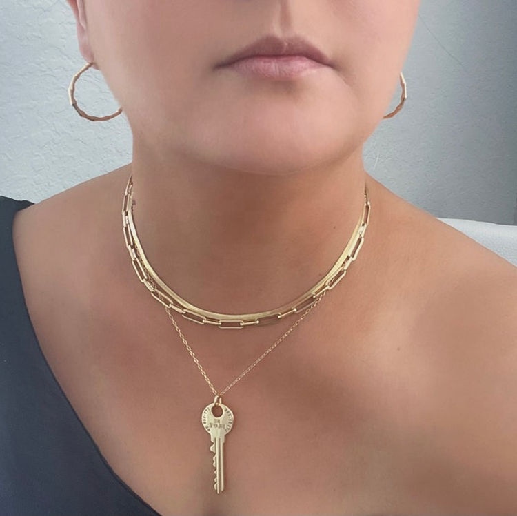 Personalize Women Stainless Steel Tarnish Free Trendy Jewelry Engraved Word Customize Gold Plated Key Necklace 