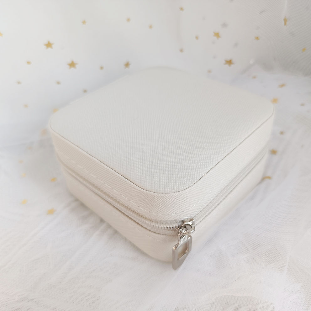 Personalized Wholesale Portable Faux Leather Traveling Girls Jewelry Box Storage Necklace Earring Box Case Small Jewelry Boxes 