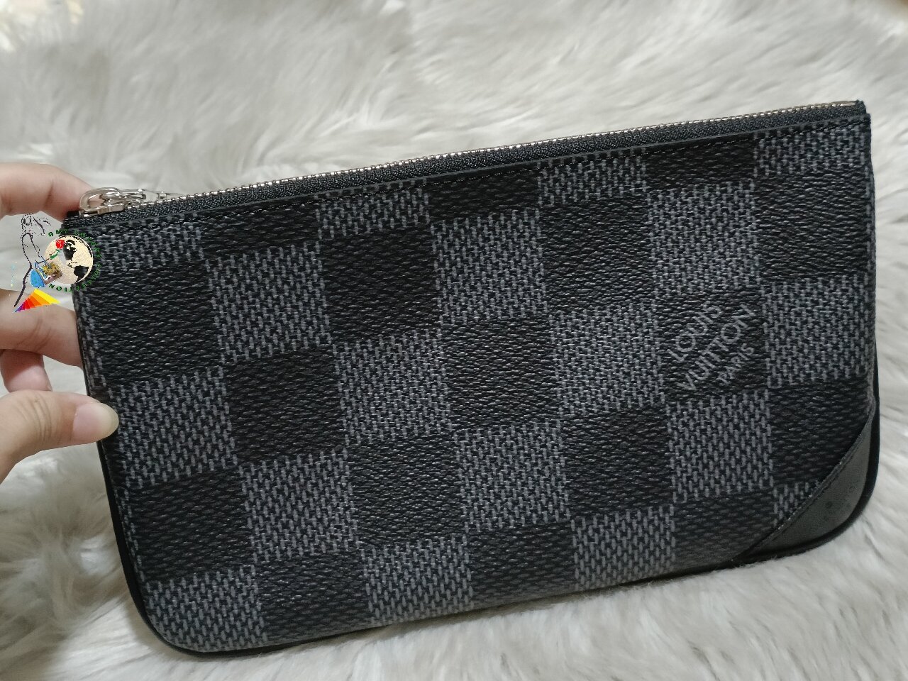 LOUIS VUITTON TRIO MESSENGER MEDIUM POUCH