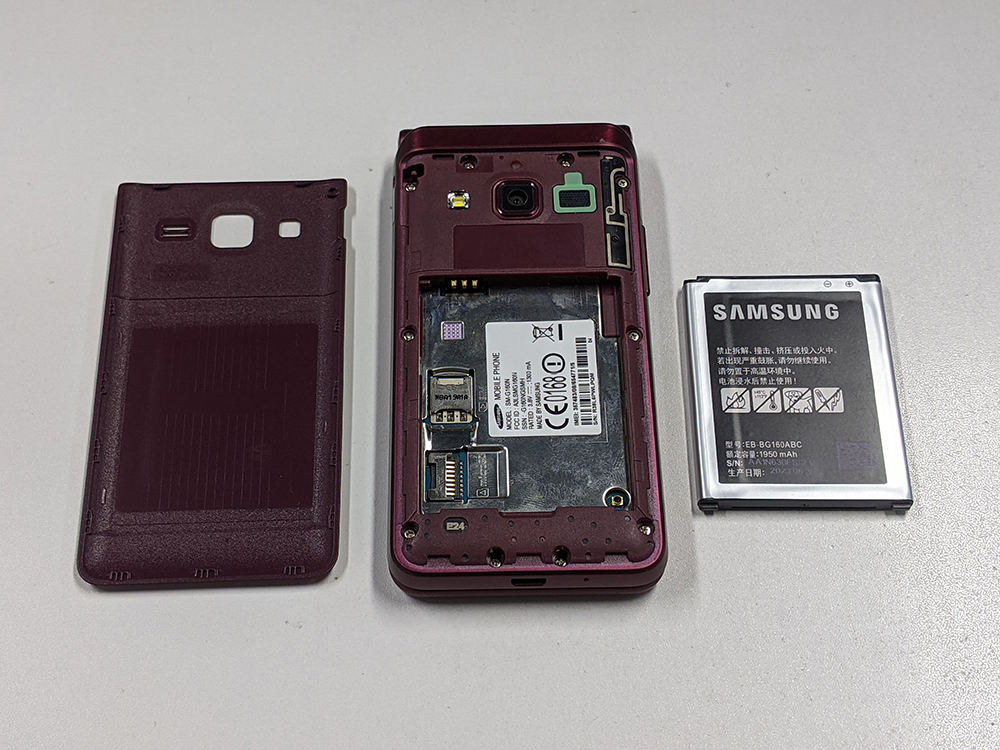 Samsung Galaxy Folder2 G160N 4G LTE Snapdragon 425 Quad Core 3.8 inches 8MP Camera WIFI Bluetooth 1950mAh Android 6.0 Single SIM Flip Mobile Phone