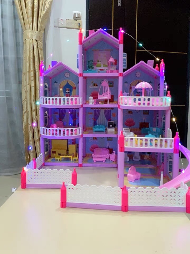 [Free 4PCS dolls + Fairy Lights] SALE Big Dollhouse Mainan Budak Perempuan Multiple Floors Girls Kids Dream Barbie Doll House with Simulation Furnitures Set DIY Toys