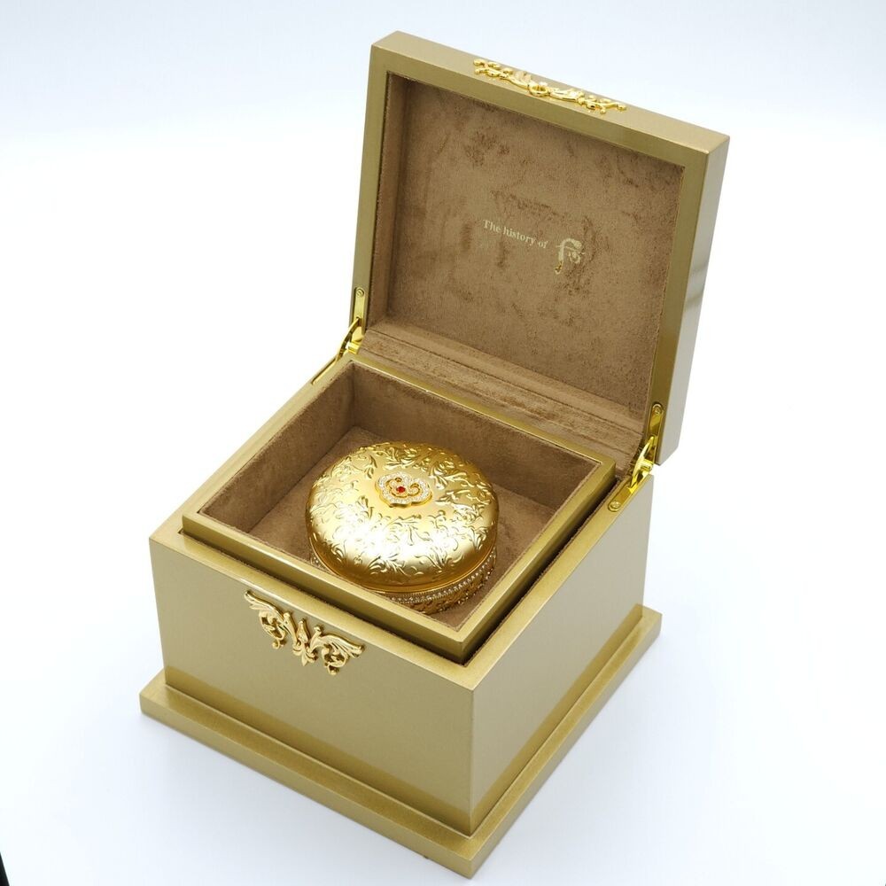 The History of Whoo Ultimate Royal Powder Pact Set 4 Items Anti Aging K-Beauty