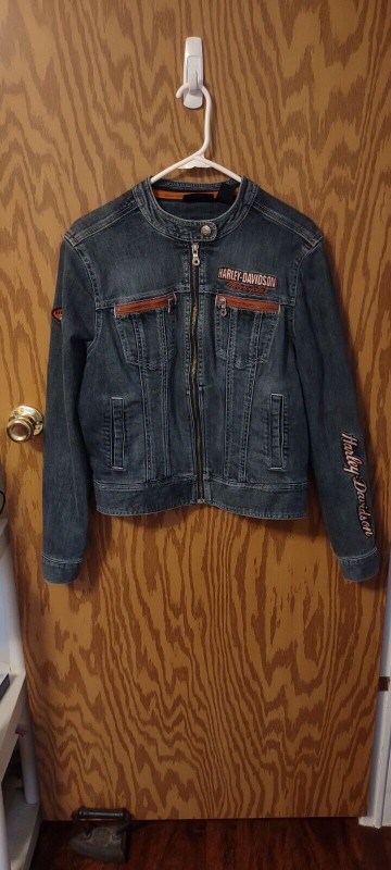 Vintage Women Harley-Davidson Denim Jacket Embroidered Zip Up sz L #99065-08VW