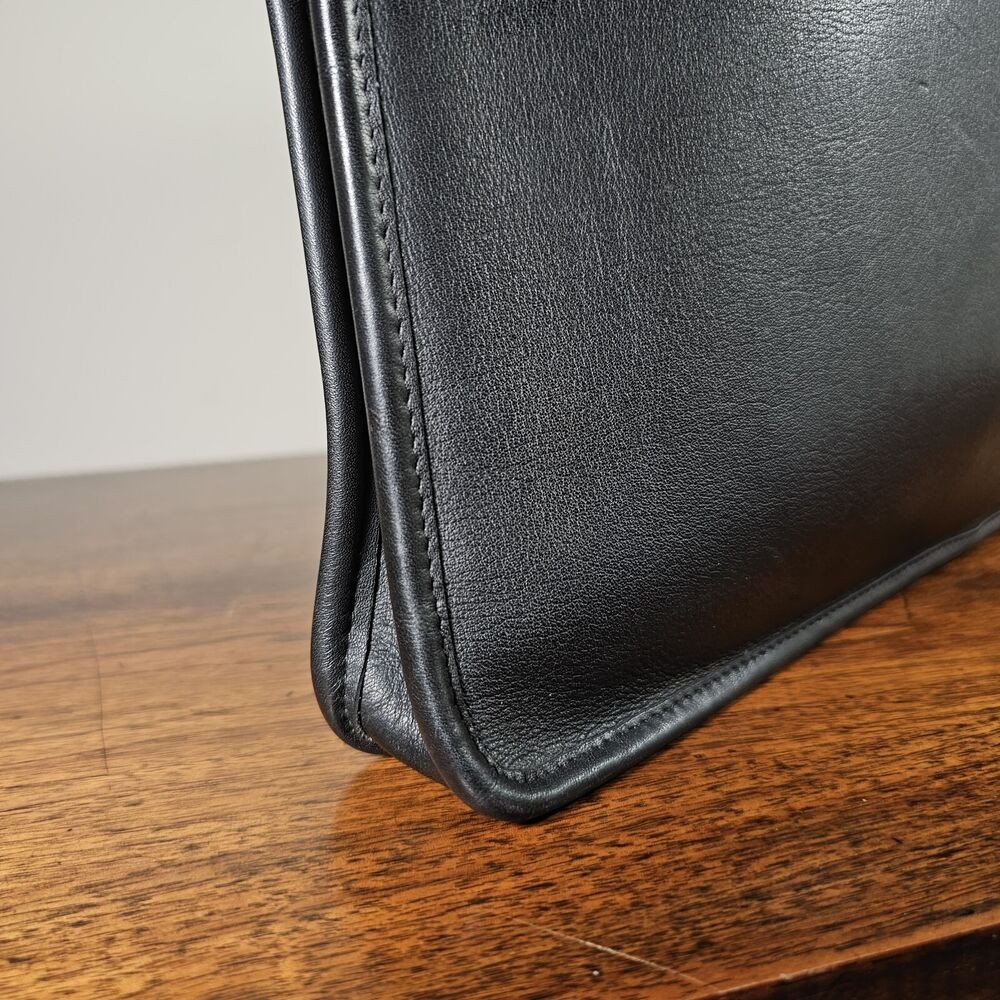 VINTAGE MADE IN USA Coach Black Glove Leather Zip Document Portfolio Laptop Case