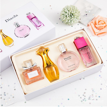 VIP?Official authentic big brand Huayang sweetheart real me perfume women's long-lasting light fragrance four-piece set gift box to send a sample HYQN