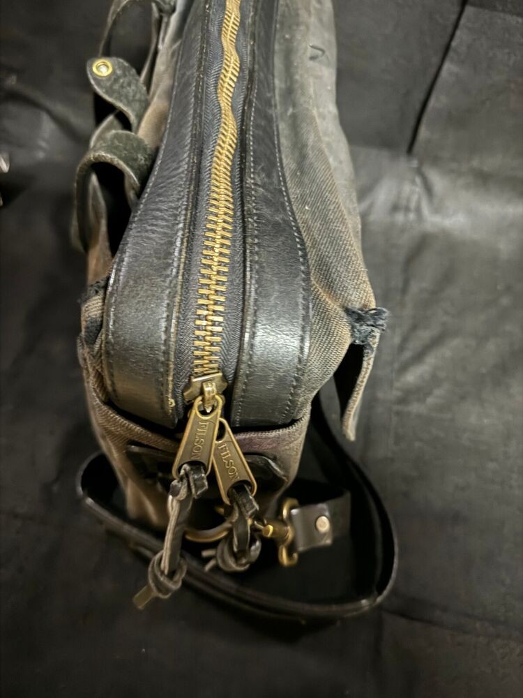 Filson Rugged Twill Original Briefcase Black Made in USA w/Strap STYLE:70257
