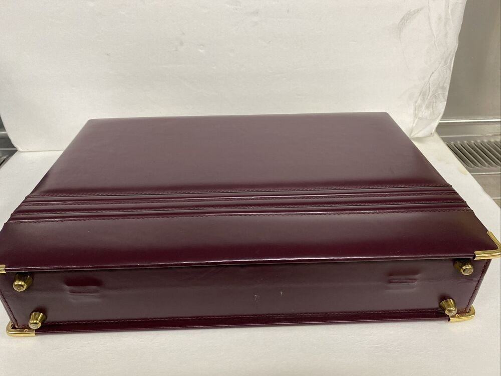 Knoxx Londonderry Business Briefcase for Men Hard Case Leather Burgundy Size L