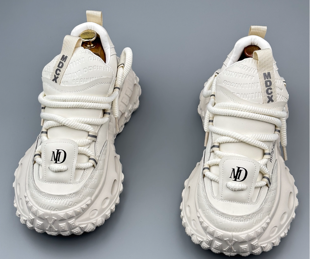 Daddy shoes men's autumn and winter new thick-soled height-enhancing tire-soled sports shoes fashionable and versatile trendy casual shoes