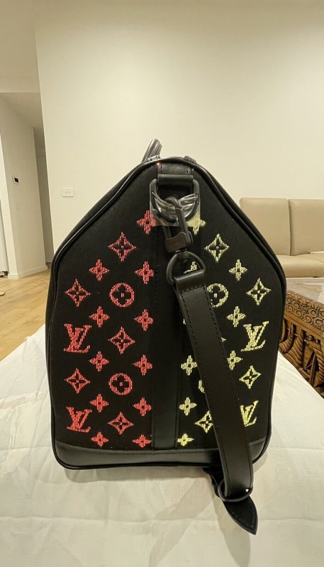 LOUIS VUITTON KEEPALL 50 LED BANDOULIÈRE Limited-EDITION “VIRGIL ABLOH’s” FW19
