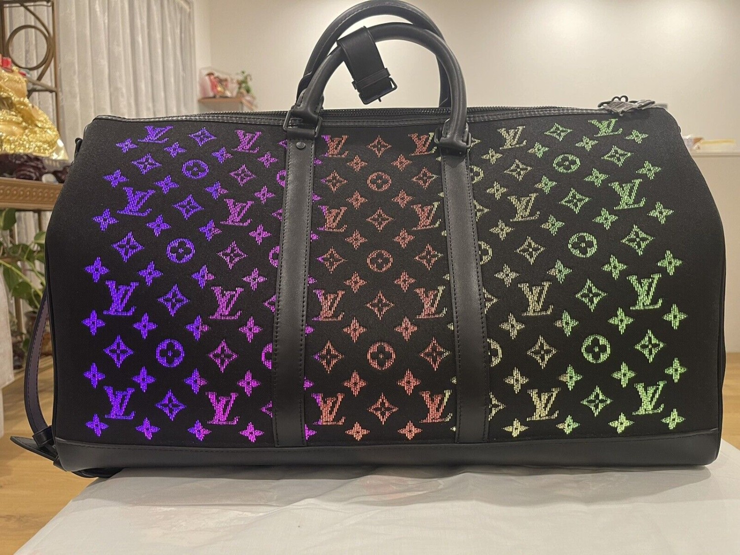 LOUIS VUITTON KEEPALL 50 LED BANDOULIÈRE Limited-EDITION “VIRGIL ABLOH’s” FW19