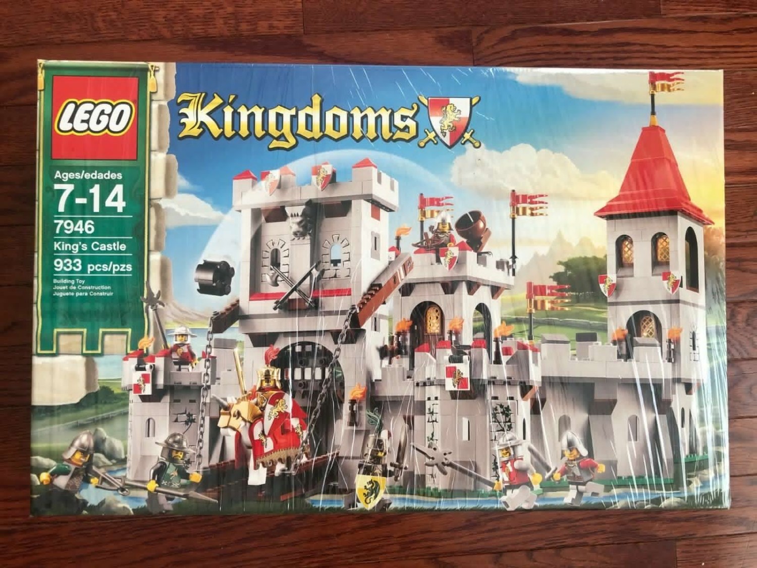 NEW LEGO Kingdoms King's Castle 7946 , SEALED!