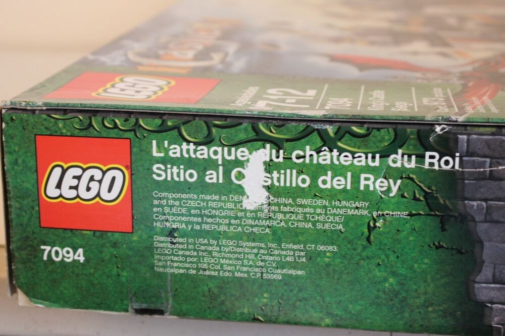 LEGO 7094 CASTLE: KINGS CASTLE SIEGE (BRAND NEW/OPEN BOX) SEE PICS