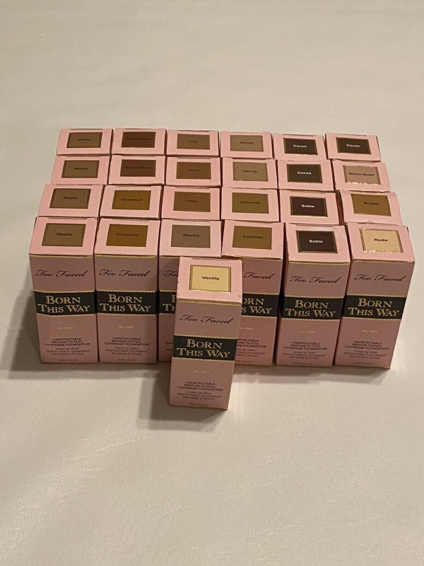 Too Faced Born This Way Undetectable Coverage Foundation New 25 Item Bundle