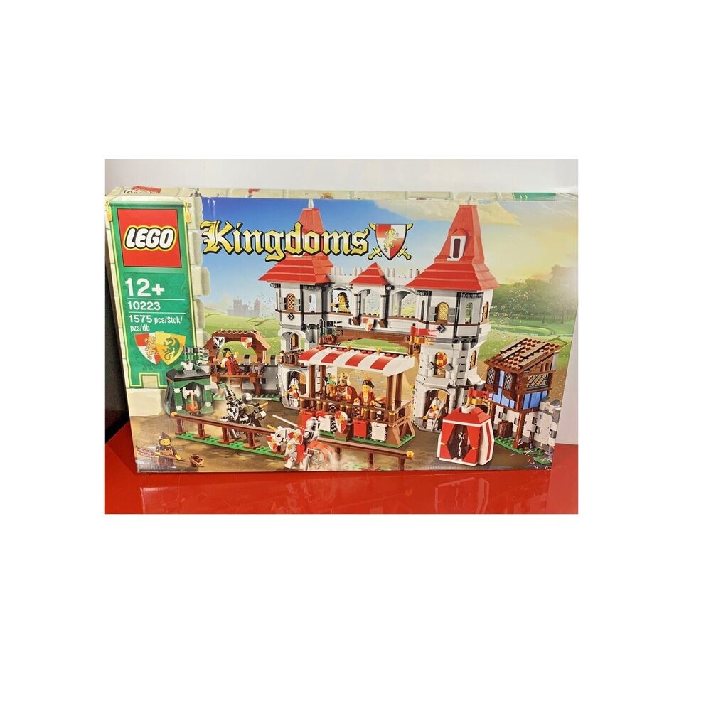 LEGO Kingdoms Castle Kingdoms Joust 10223 (SEALED - Damaged box)