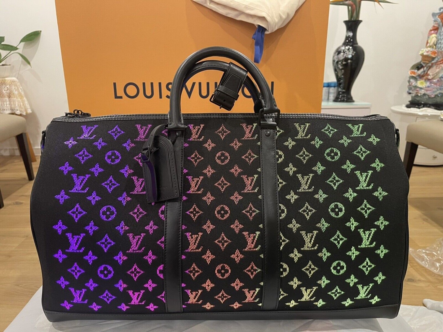 LOUIS VUITTON KEEPALL 50 LED BANDOULIÈRE Limited-EDITION “VIRGIL ABLOH’s” FW19