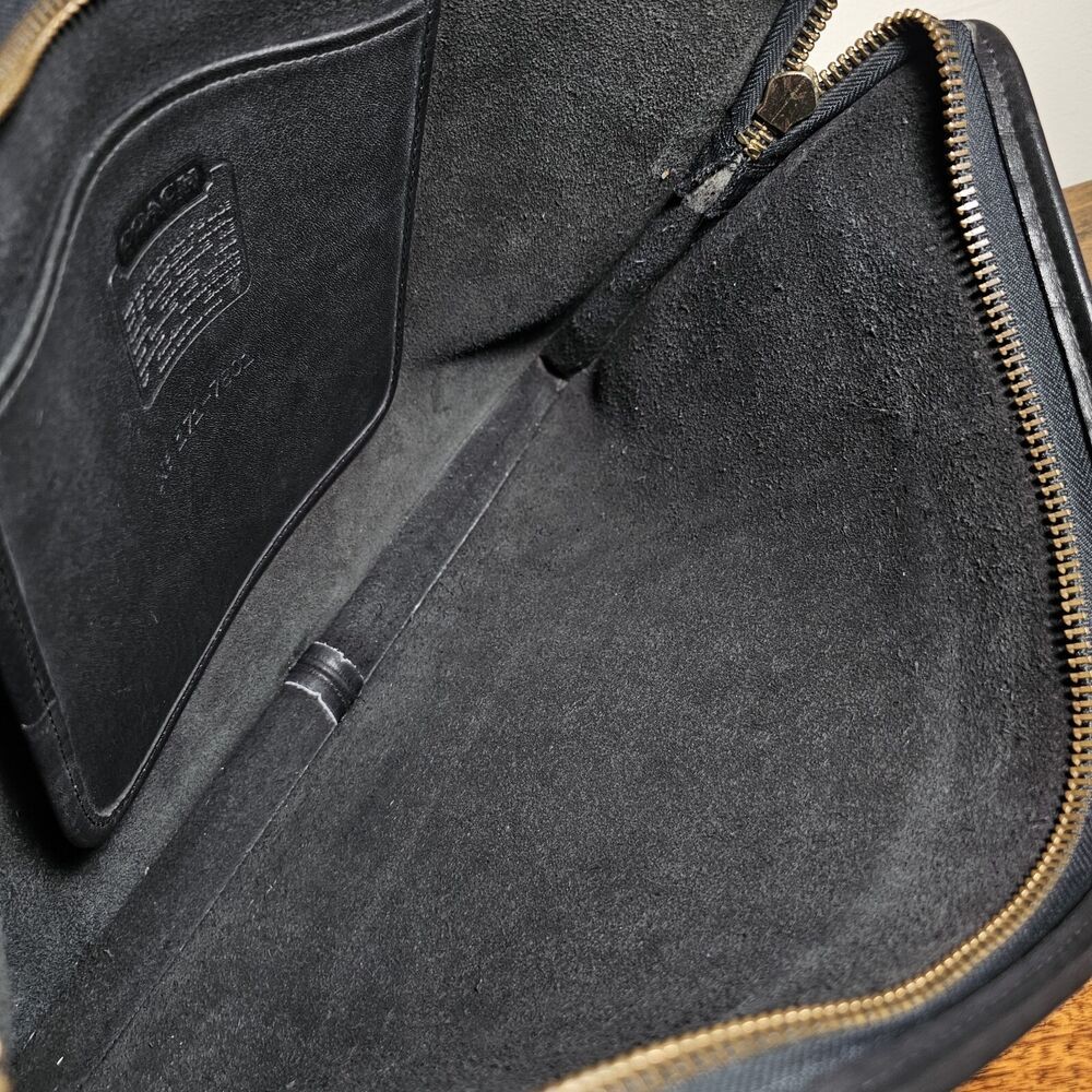VINTAGE MADE IN USA Coach Black Glove Leather Zip Document Portfolio Laptop Case