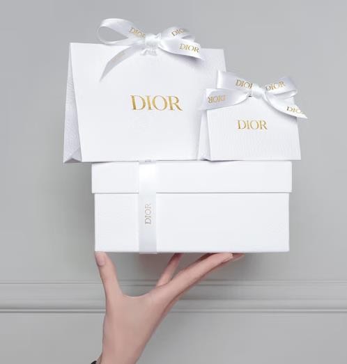 Dior DIOR Flower Secret Essence Foundation 30ml 0N Concealer Sunscreen Cosmetics