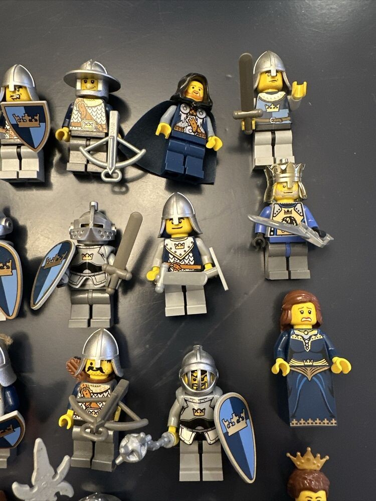 LEGO Fantasy Era King's Knight Minifigure Lot of 44 Lion Crown Queen Castle Rare
