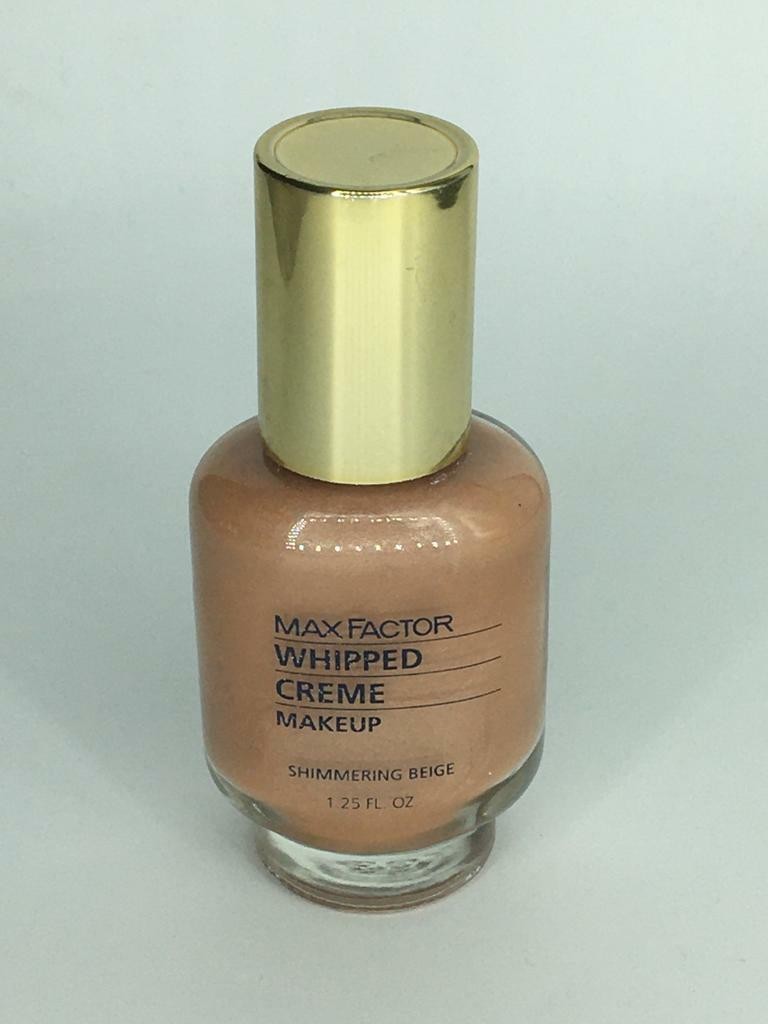 Max Factor Whipped Creme Makeup Shimmering Beige