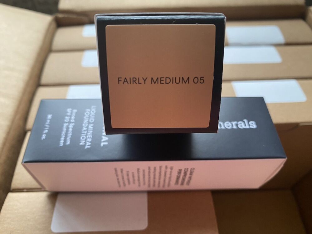 LOT 24 PCS BAREMINERALS ORIGINAL LIQUID MINERAL FOUNDATION 30ml Fairly Medium #5