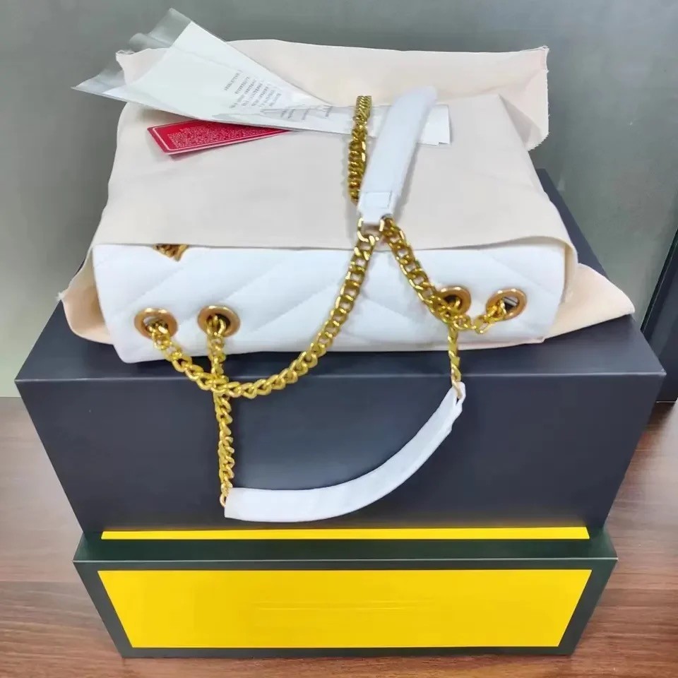 1:1 Replicate Design High Quality Shoulder Bag Leather Ladies Guangzhou Designer Handbags Famous Brands For Women