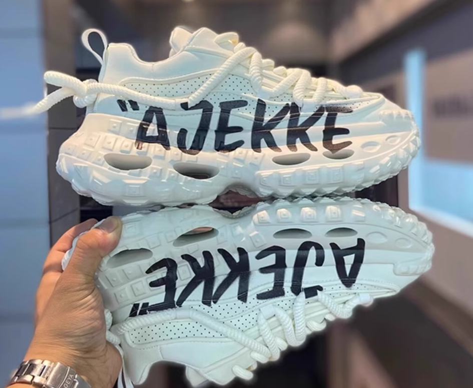 Fashion brand men's shoes 2025 winter new velvet thick-soled dad shoes men's versatile height-increasing shoes sports casual shoes