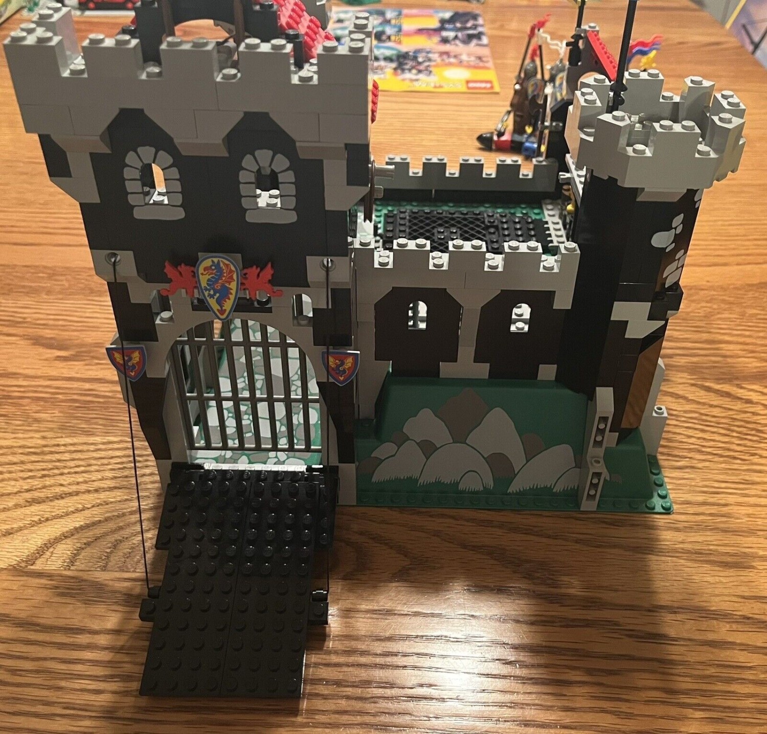 LEGO 6086 Black Knight’s Castle With Box And Instructions Read Description