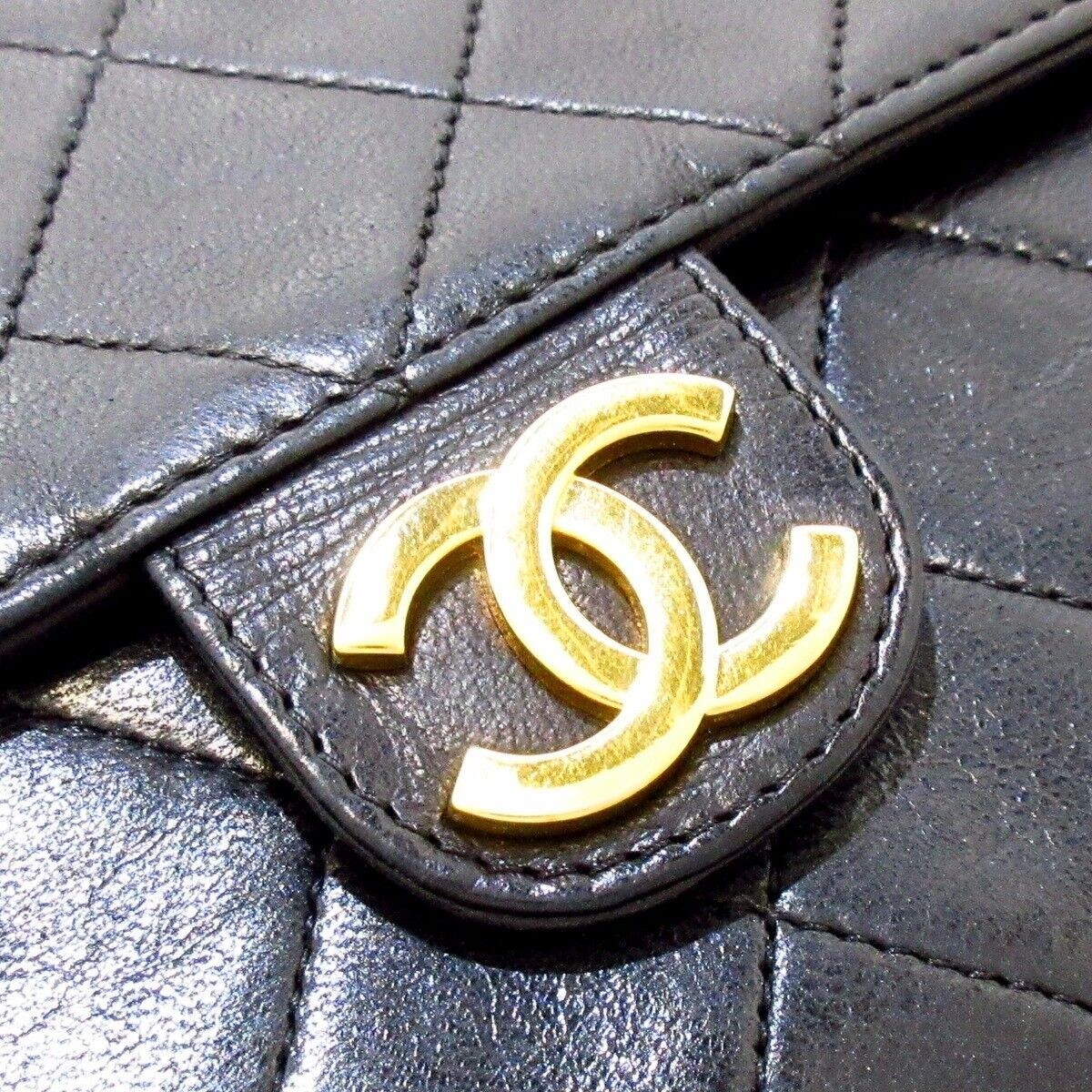 正品香奈儿单翻盖 Matelasse A03570 黑色羊皮女式单肩包-