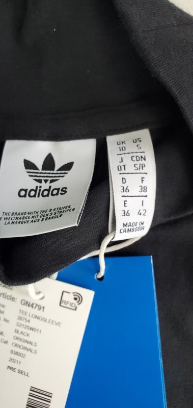 Adidas Women's Adicolor Essential Long sleeved Black