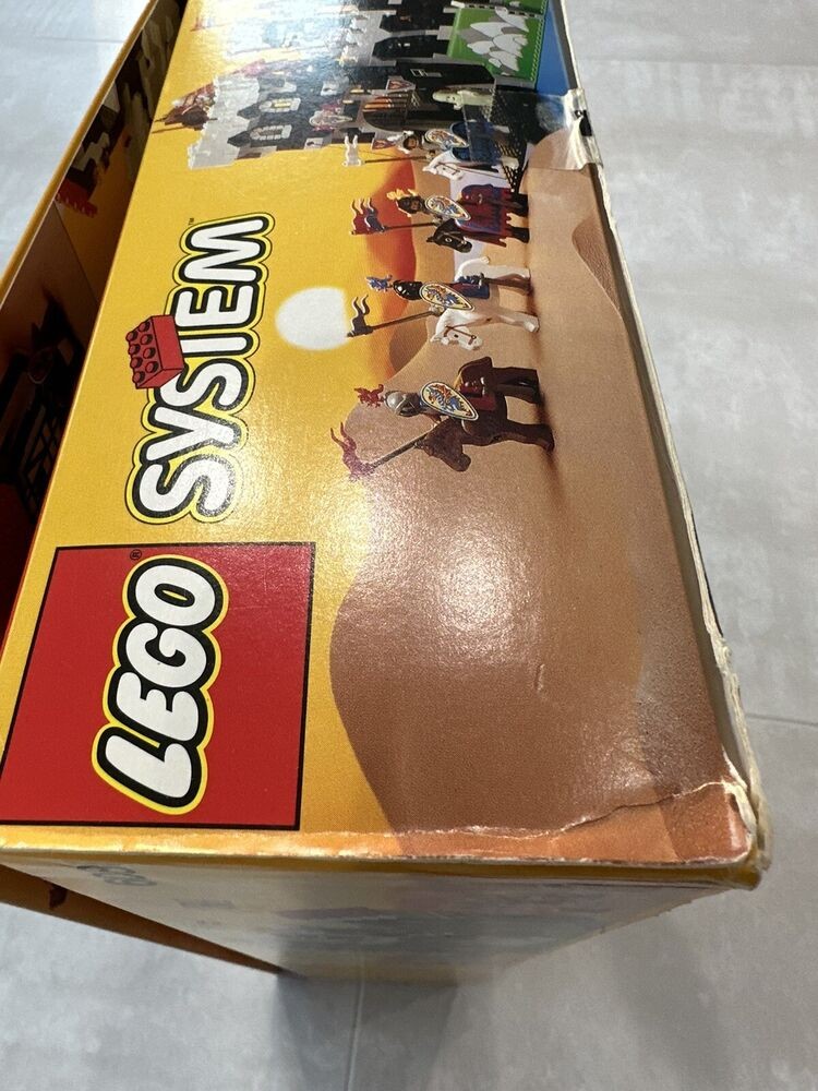 LEGO 6086 Black Knights Castle **Please See Description** SHIPS FROM USA