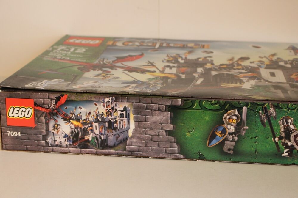 LEGO 7094 CASTLE: KINGS CASTLE SIEGE (BRAND NEW/OPEN BOX) SEE PICS
