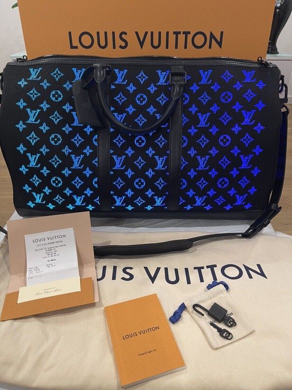 LOUIS VUITTON KEEPALL 50 LED BANDOULIÈRE Limited-EDITION “VIRGIL ABLOH’s” FW19