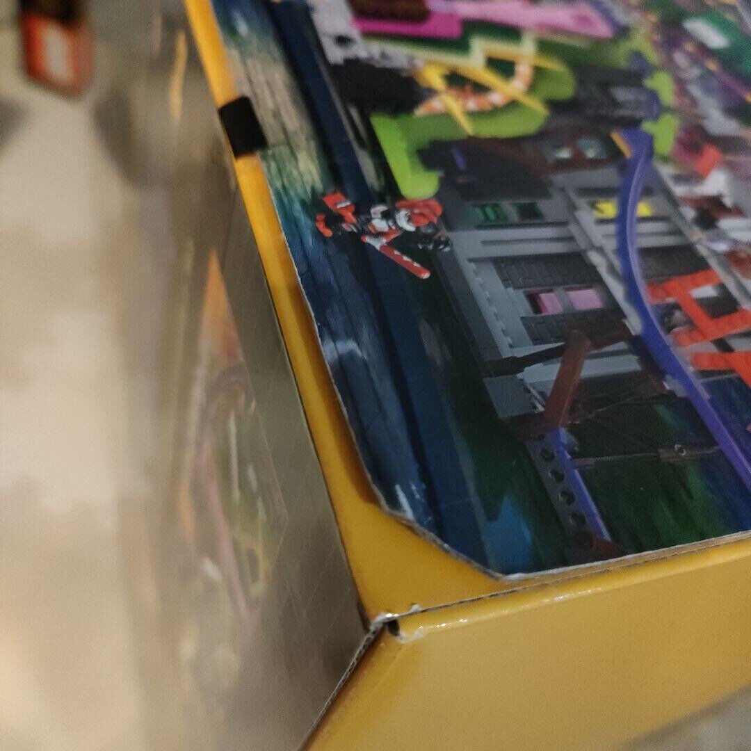 LEGO The LEGO Batman Movie The Joker Manor 70922 Unopenede Box New Fedex