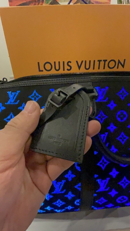 LOUIS VUITTON KEEPALL 50 LED BANDOULIÈRE Limited-EDITION “VIRGIL ABLOH’s” FW19